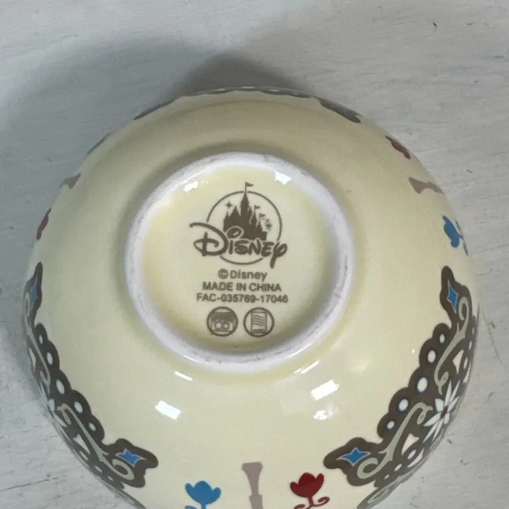 Disney Parks Disneyland Set Of 5 Mini Serving Bowls Unused